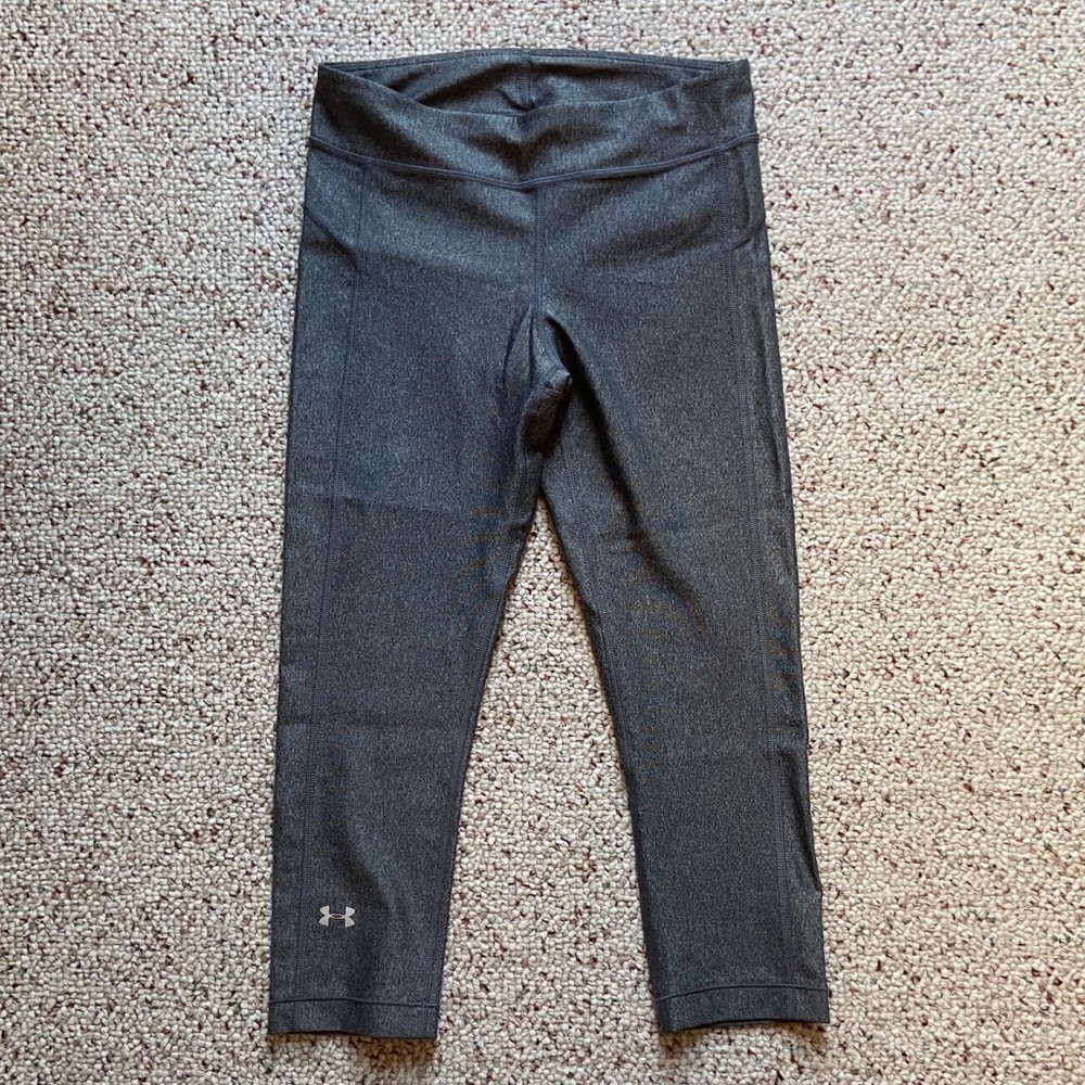 Under Armor Grey Capri Leggings